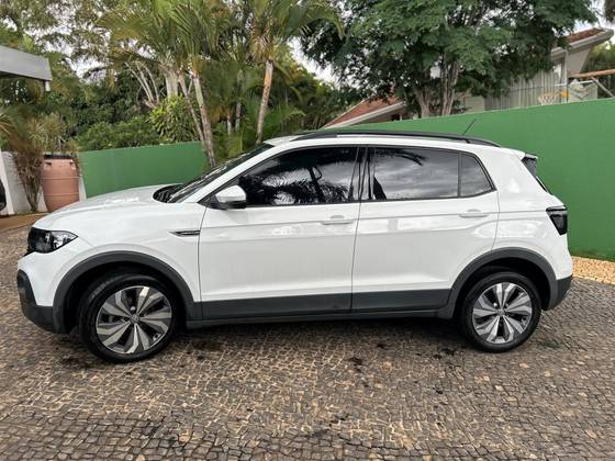 VOLKSWAGEN T-CROSS 1.0 200 TSI TOTAL FLEX COMFORTLINE AUTOMÁTICO VOLKSWAGEN T-CROSS 1.0 200 TSI TOTAL FLEX COMFORTLINE AUTOMÁTICO